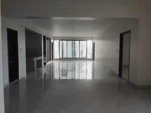 4bdrm Apartment in Gulshan for Rent