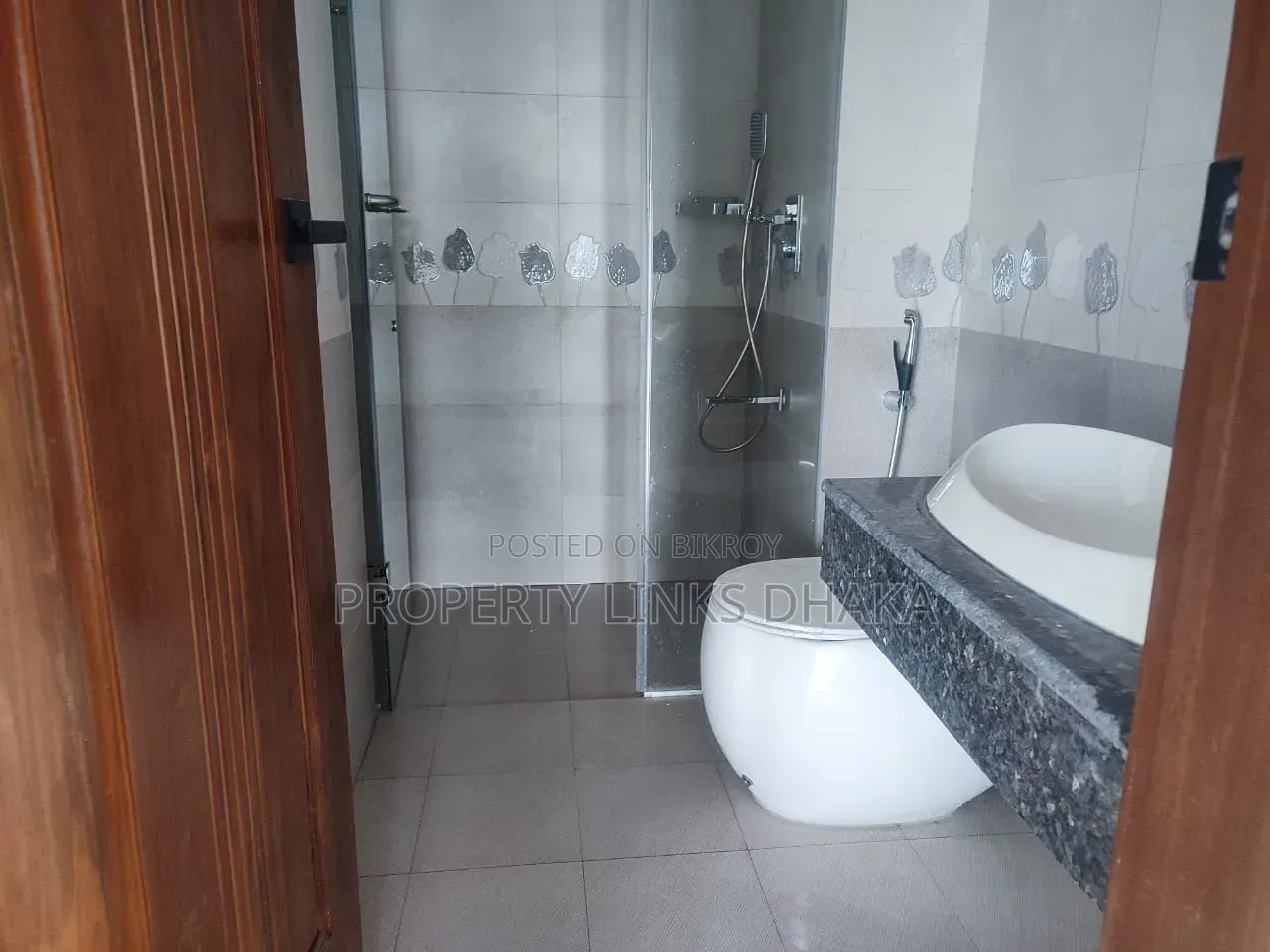 4bdrm Apartment in Gulshan for Rent