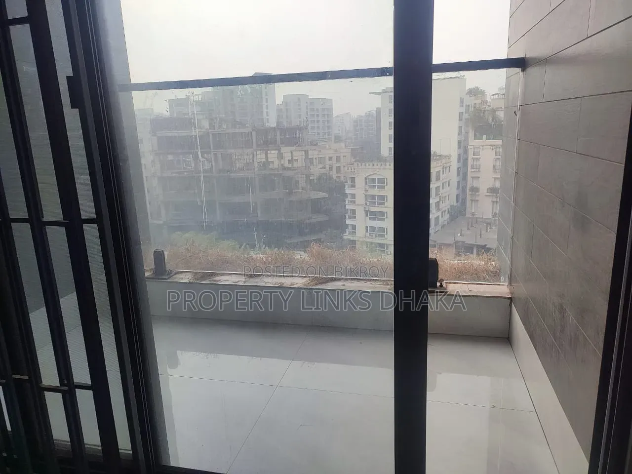 4bdrm Apartment in Gulshan for Rent
