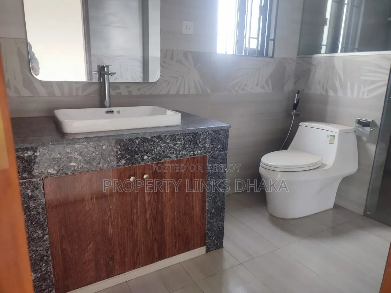 4bdrm Apartment in Gulshan for Rent