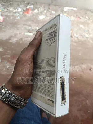 অ্যাপল আইফোন ১৩ ১২৮ জিবি হোয়াইট