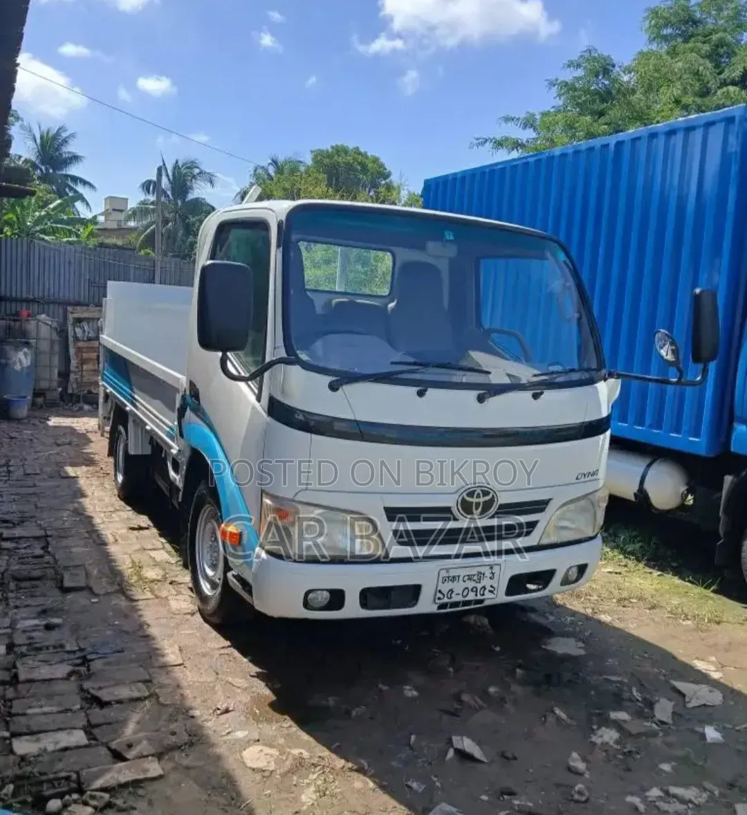 Toyota Dyna Pickup 2013