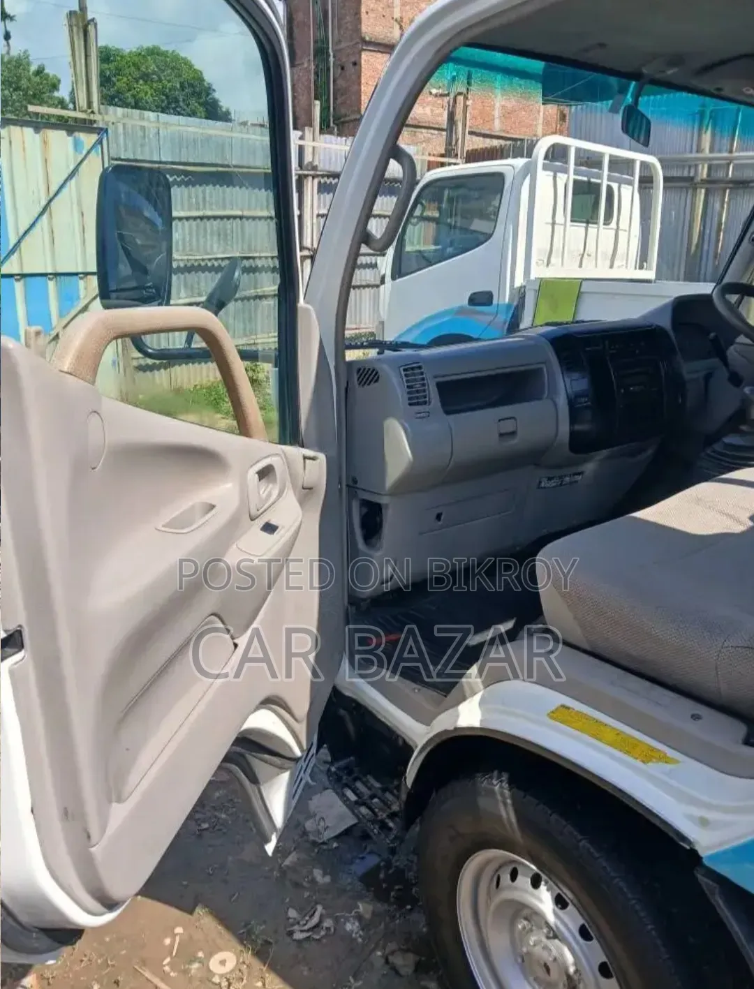Toyota Dyna Pickup 2013