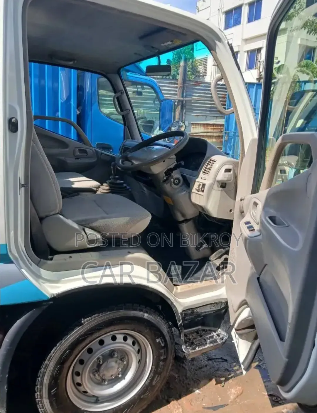 Toyota Dyna Pickup 2013