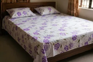 সুতির বিছানা চাদর।