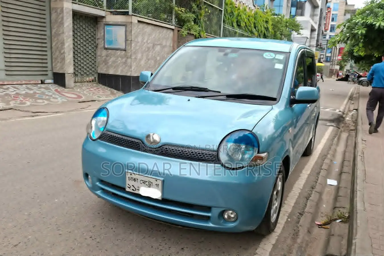 Toyota Sienta 2005 Blue