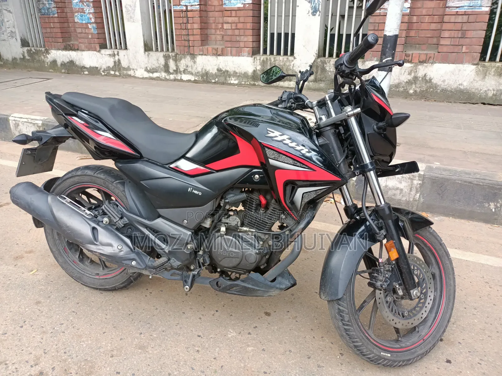 হিরো ২০২৩ ব্ল্যাক