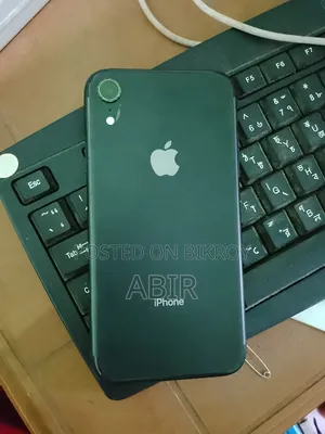 Apple iPhone XR 64 GB Black