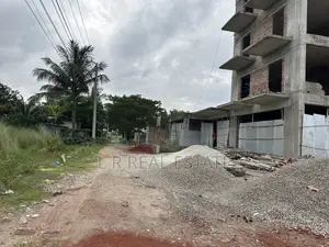 ১ কাঠা, এন ব্লক, দক্ষিণমুখী, বসুন্ধরায় জরুরী প্লট বিক্রি