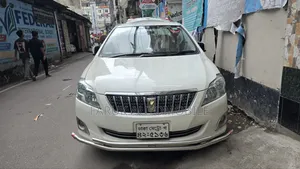 Toyota Premio 2015 Pearl