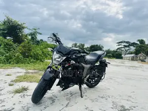 সুজুকি জিক্সার ২০২৩ ব্ল্যাক