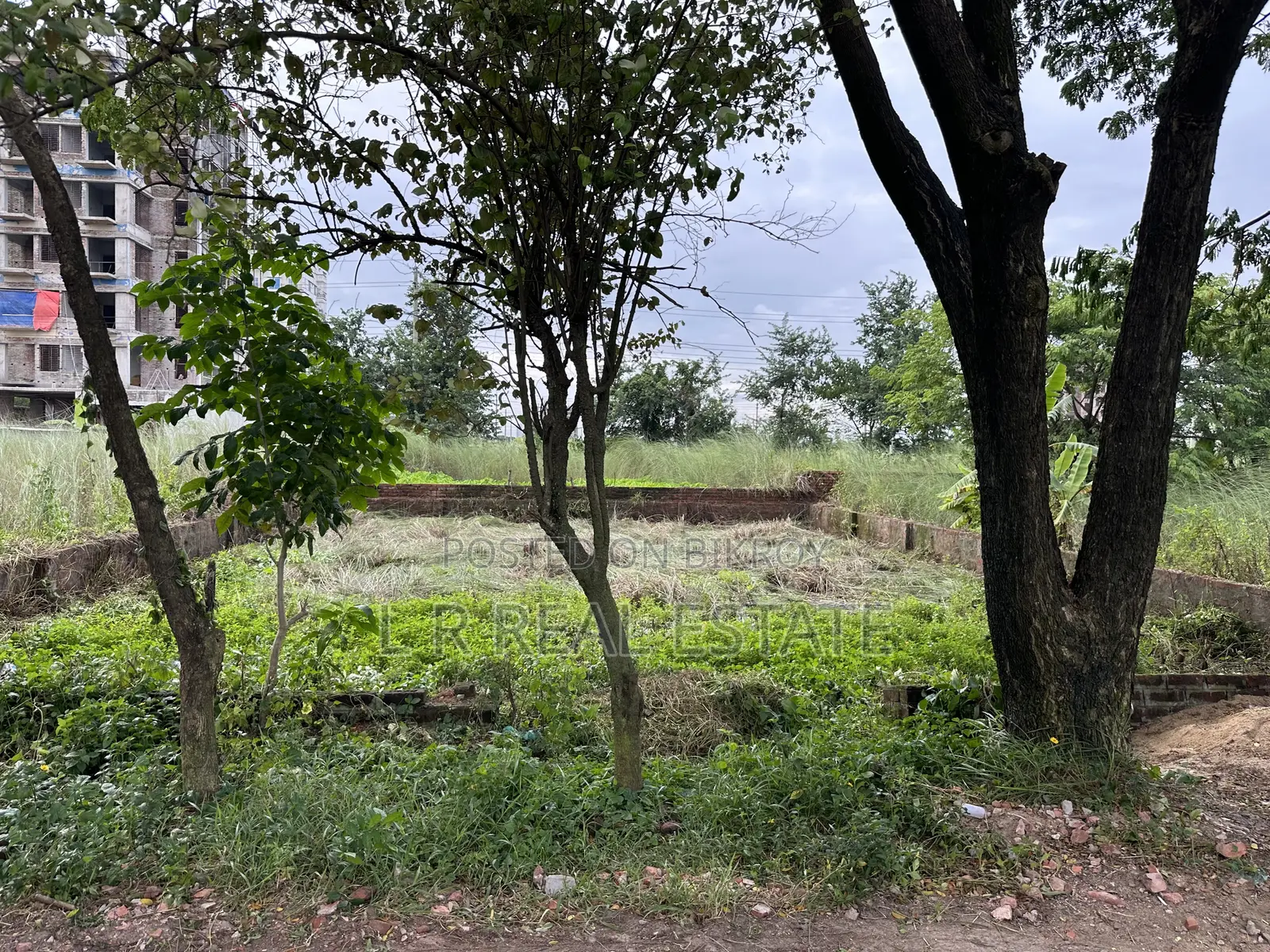 ৪ কাটা, এন ব্লক, ১ম অংশ, দক্ষিণমুখী, প্লট বিক্রি বসুন্ধরা