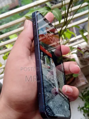 অ্যাপল আইফোন ১২ ১২৮ জিবি কালো