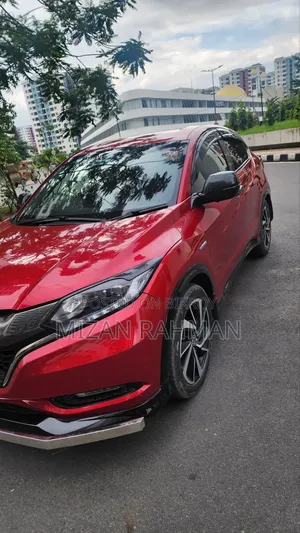 হোন্ডা ভেজেল ১.৫ হাইব্রিড ২ডব্লিউডি ২০১৬ রেড