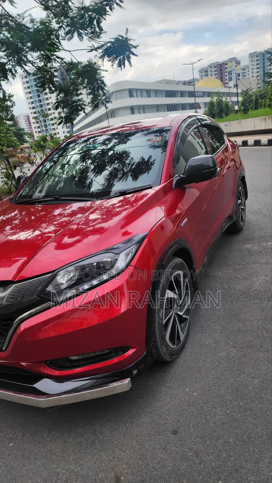 হোন্ডা ভেজেল ১.৫ হাইব্রিড ২ডব্লিউডি ২০১৬ রেড