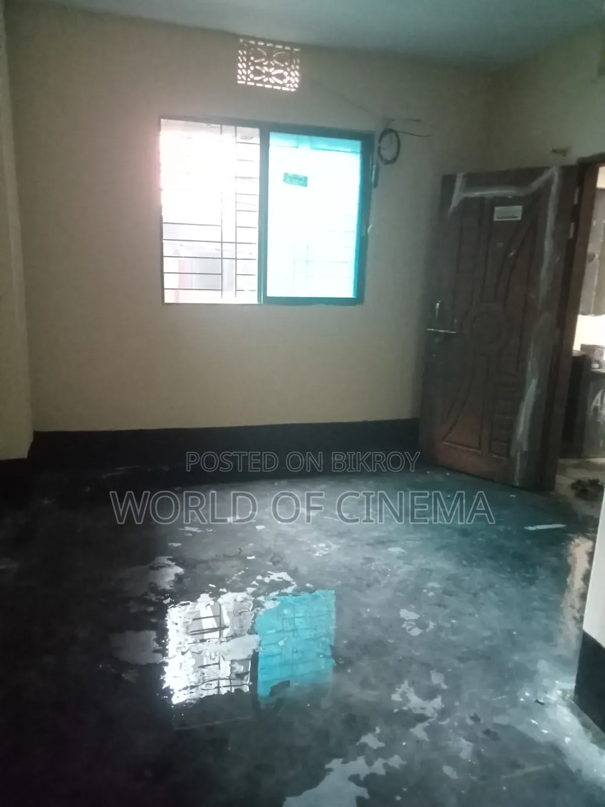 Mini Flat in Bangshal for sale