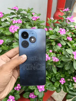 Tecno Spark Go 64 GB Black