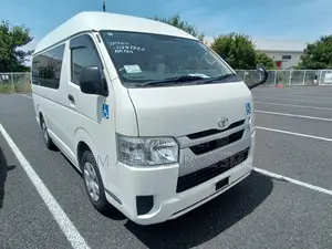 Toyota HiAce 2021 White
