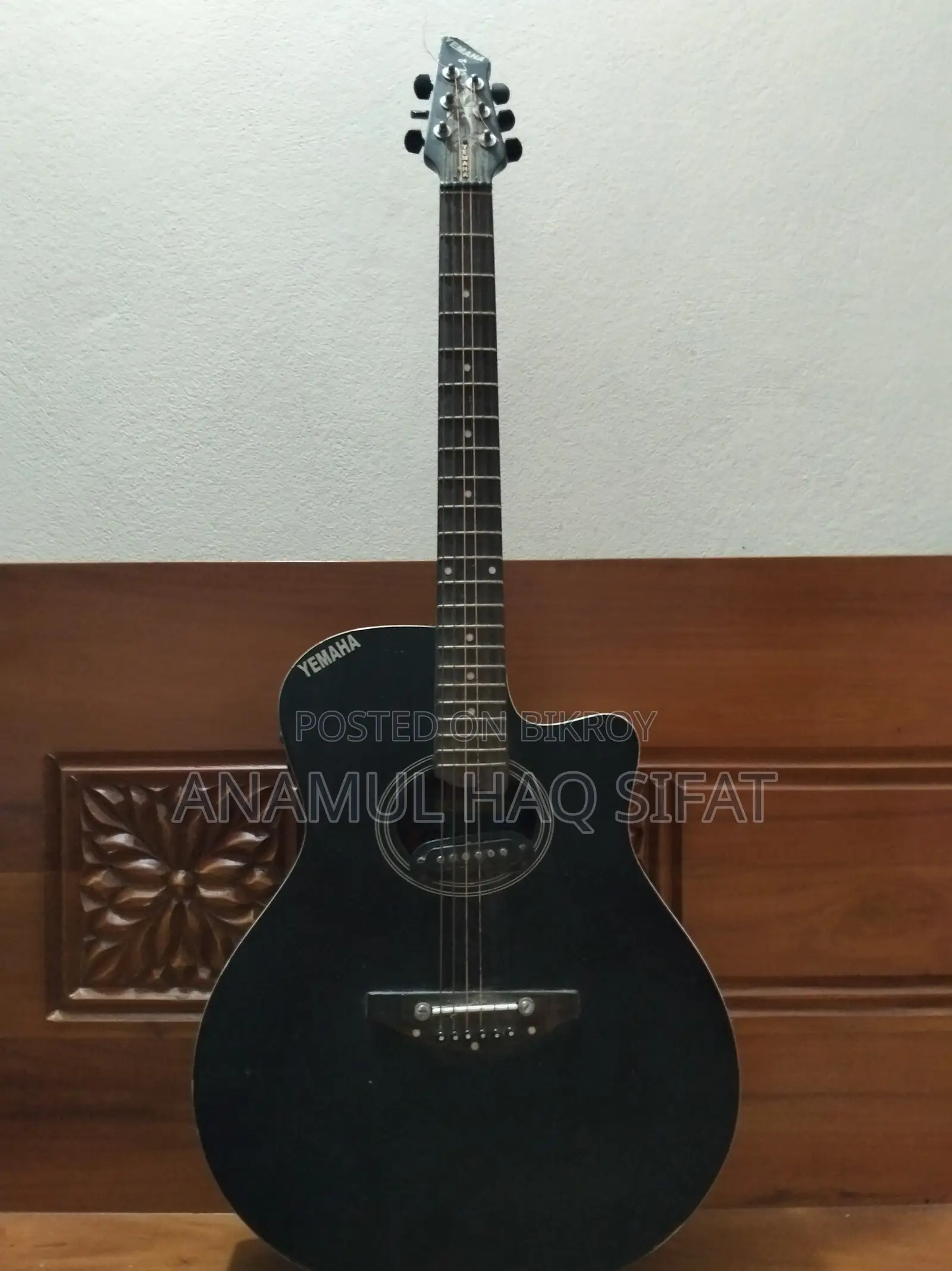 জরুরি বিক্রি গিটার