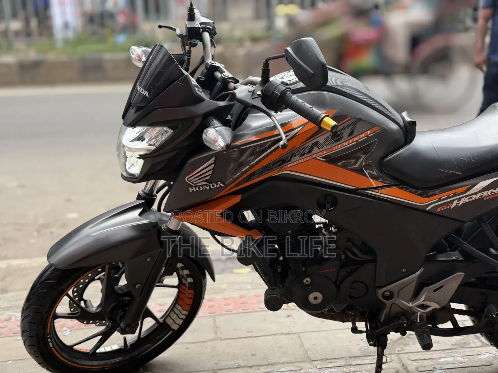 Honda Hornet 2019 Orange