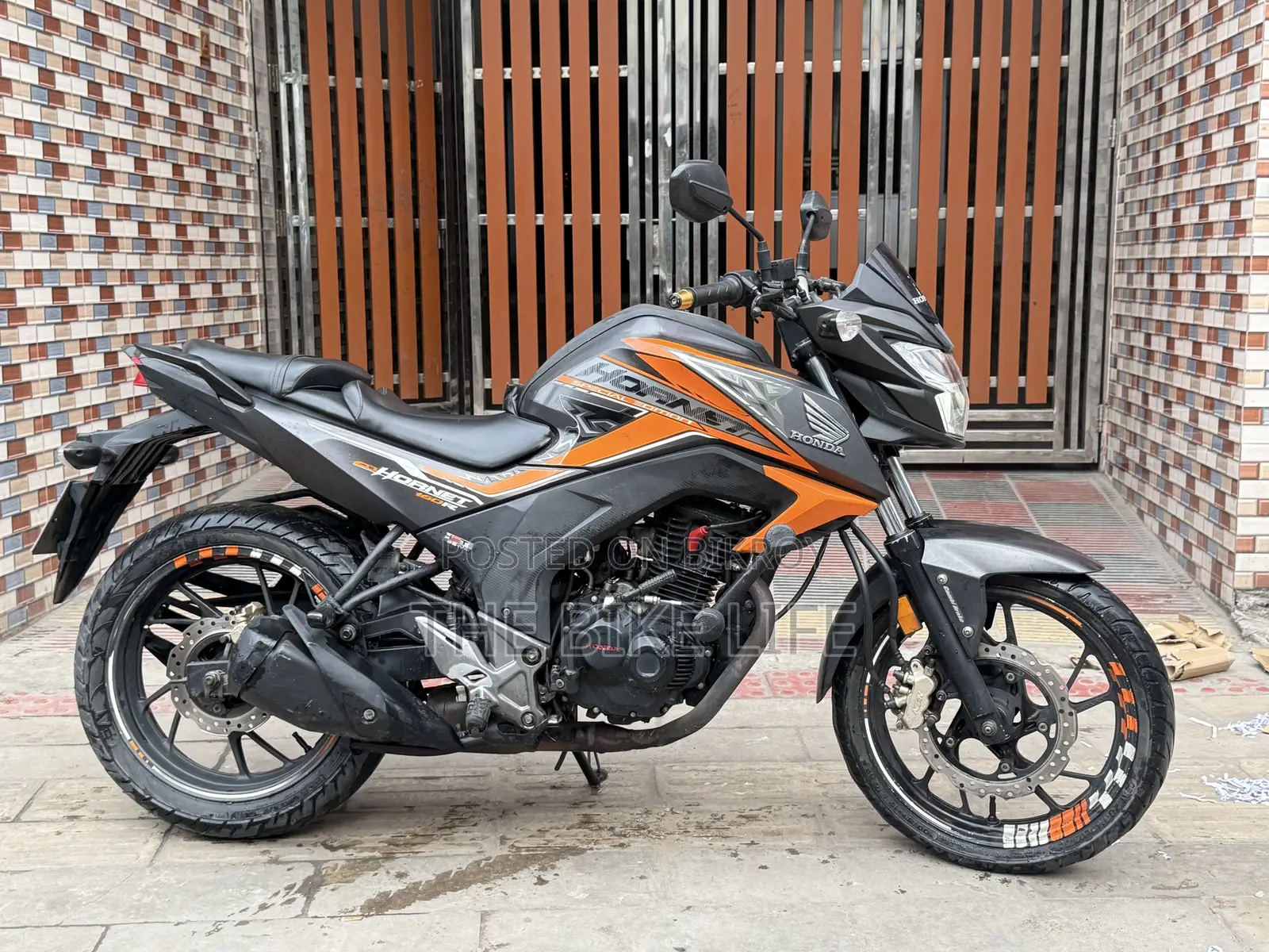 Honda Hornet 2019 Orange