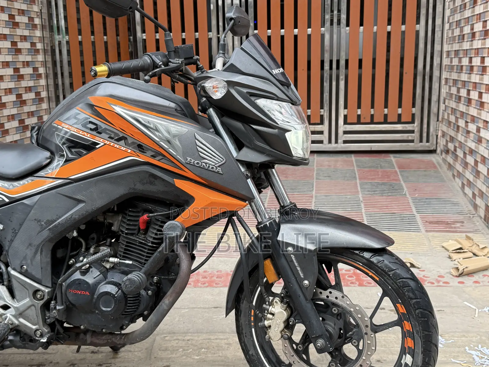 Honda Hornet 2019 Orange