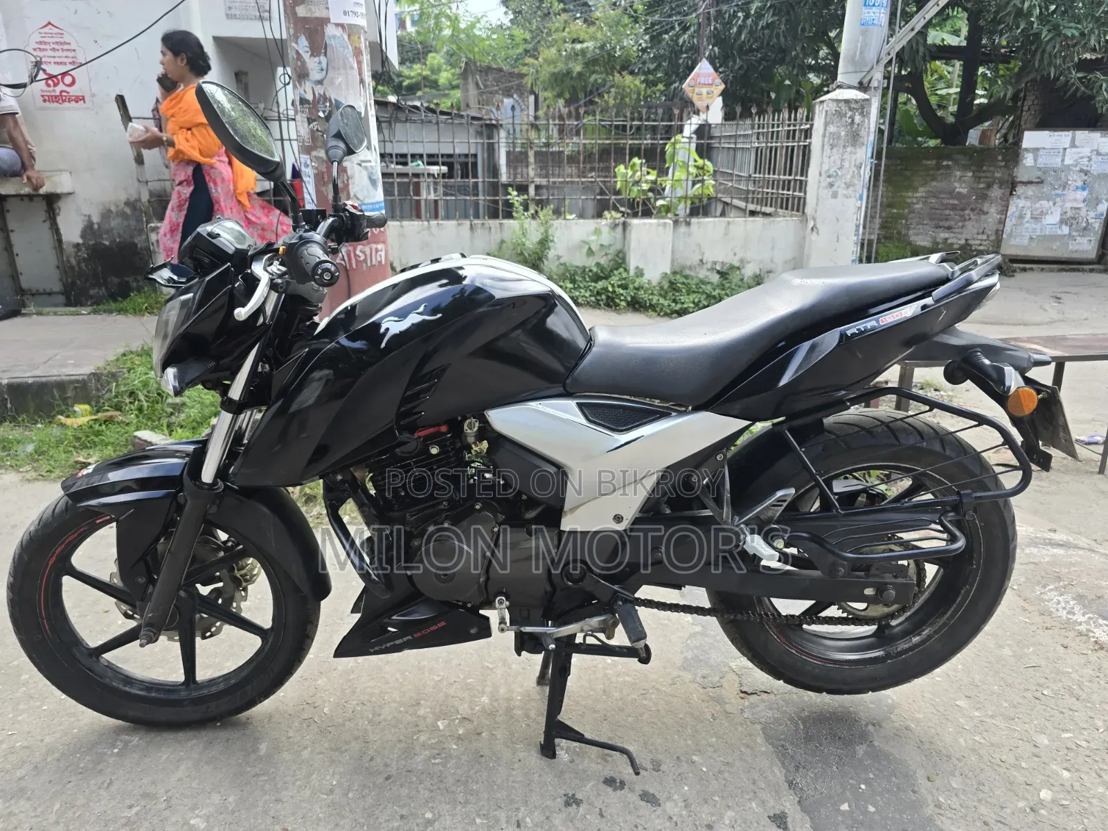 TVS Apache RTR 160 4V 2020 Black