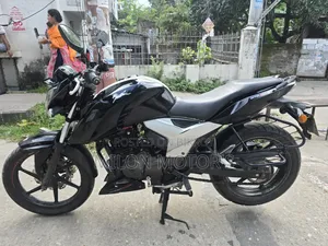 TVS Apache RTR 160 4V 2020 Black