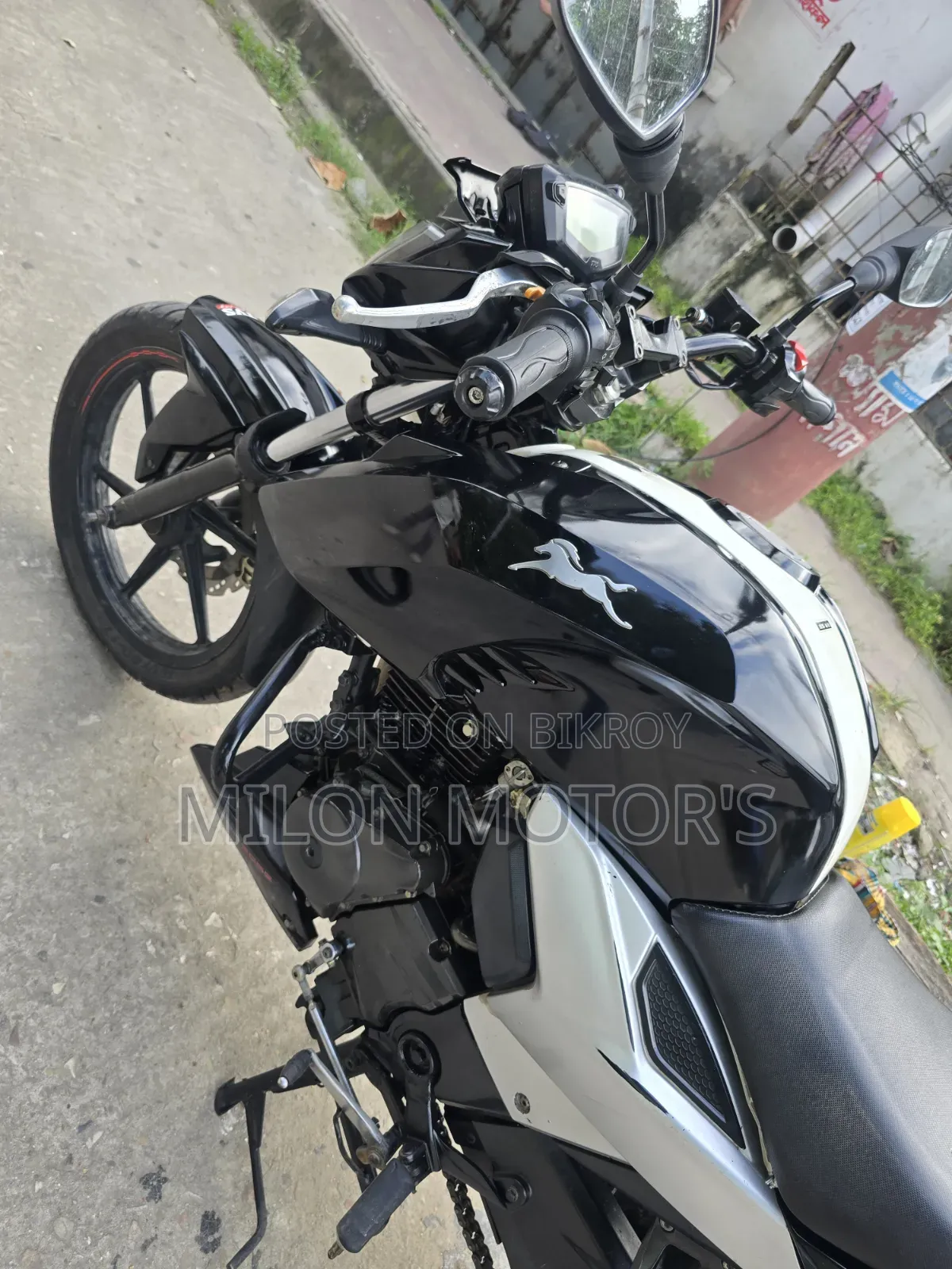 TVS Apache RTR 160 4V 2020 Black