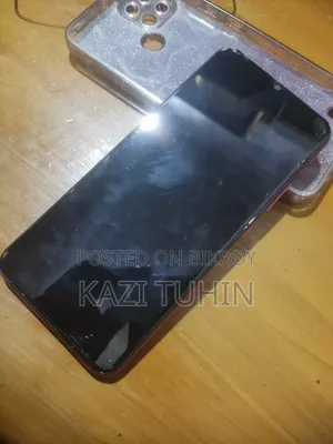 রিয়েলমি সি১২ ৩২ জিবি লাল