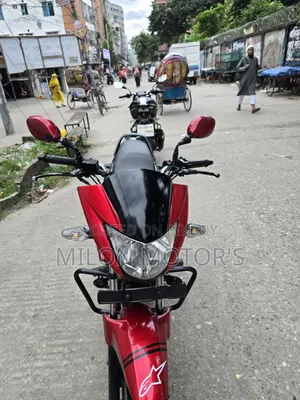 Hero Glamour 2018 Red