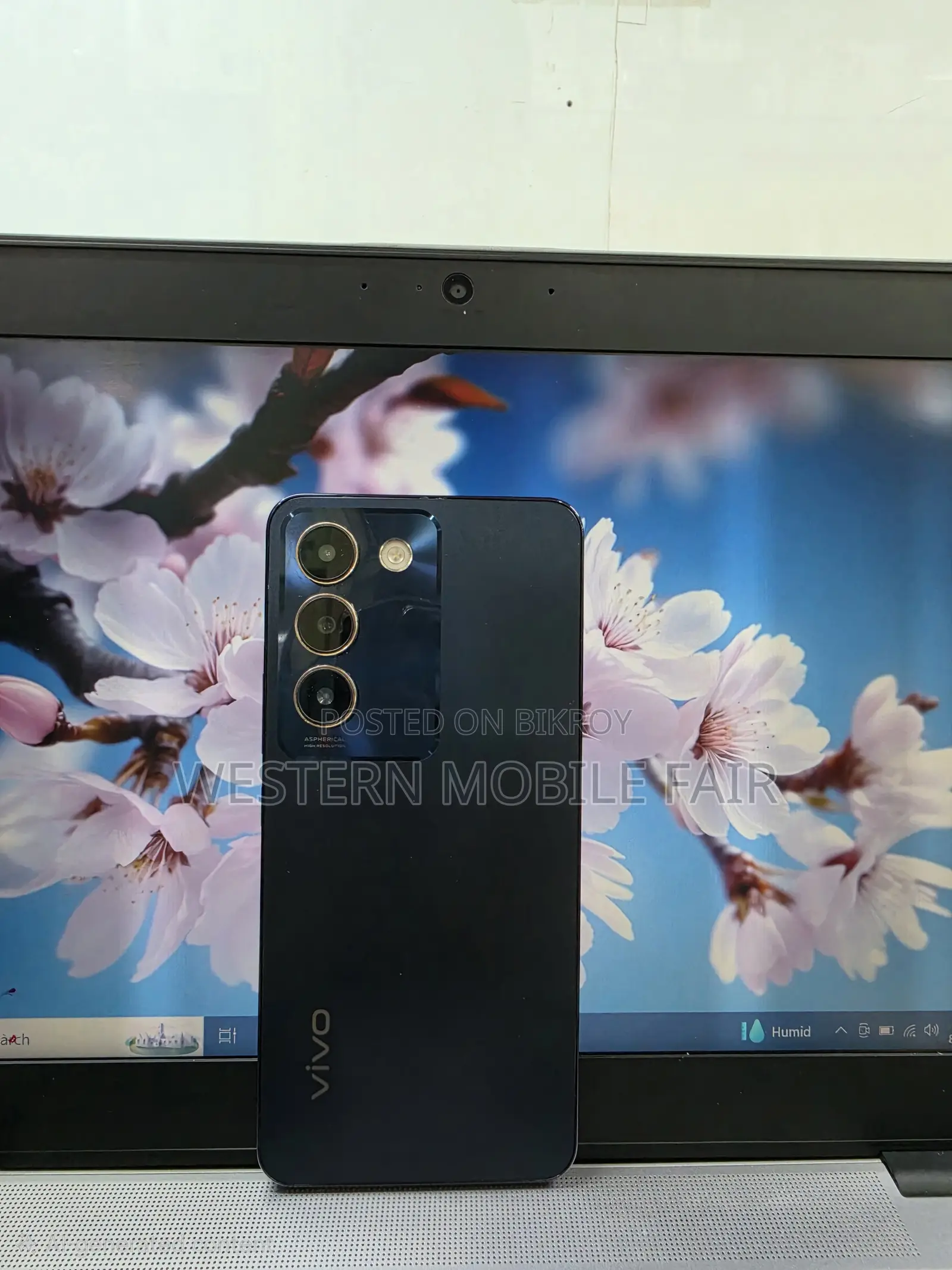 Vivo Y200e 128 GB Black