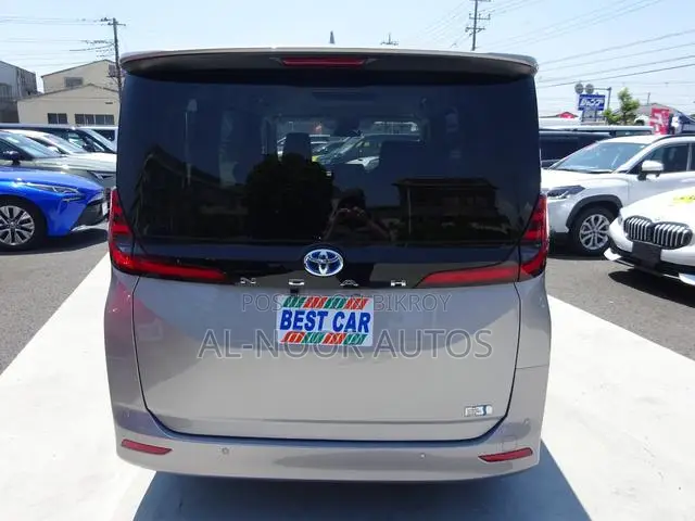 Toyota Noah 2022 Gray