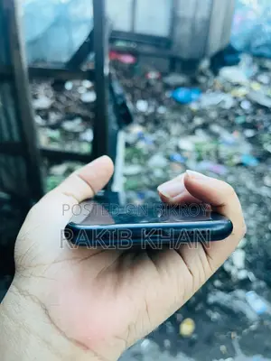 অ্যাপল আইফোন এক্সআর ৬৪ জিবি ব্ল্যাক