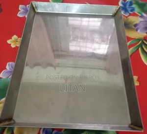 ট্রে (স্টেইনলেস স্টিল)