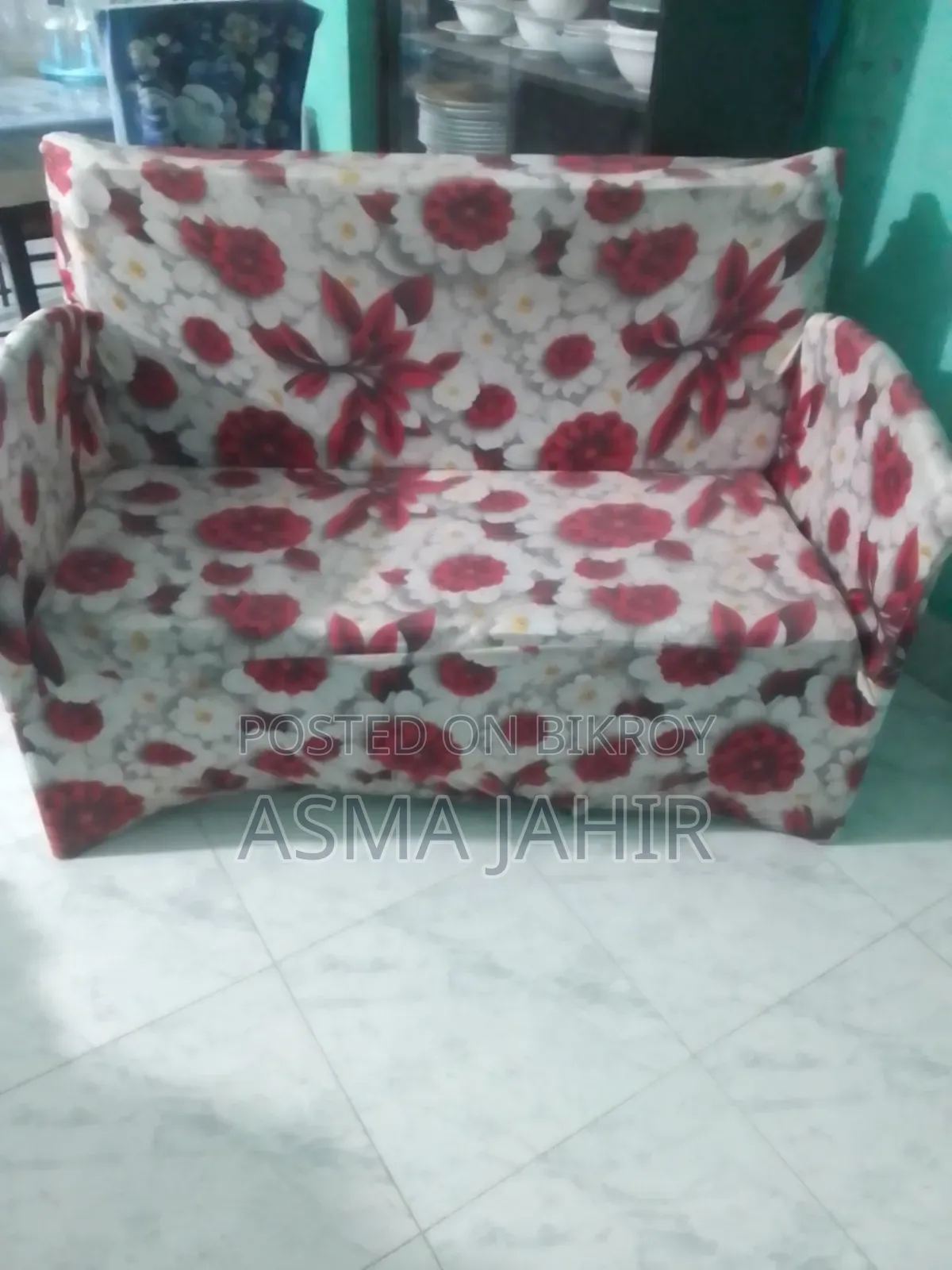স্টিলের দুই সিটের সোফা