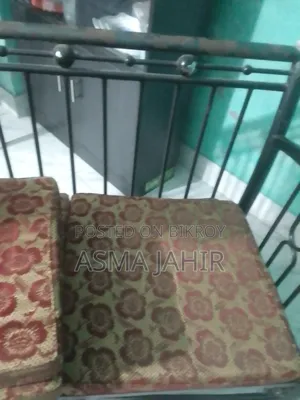 স্টিলের দুই সিটের সোফা