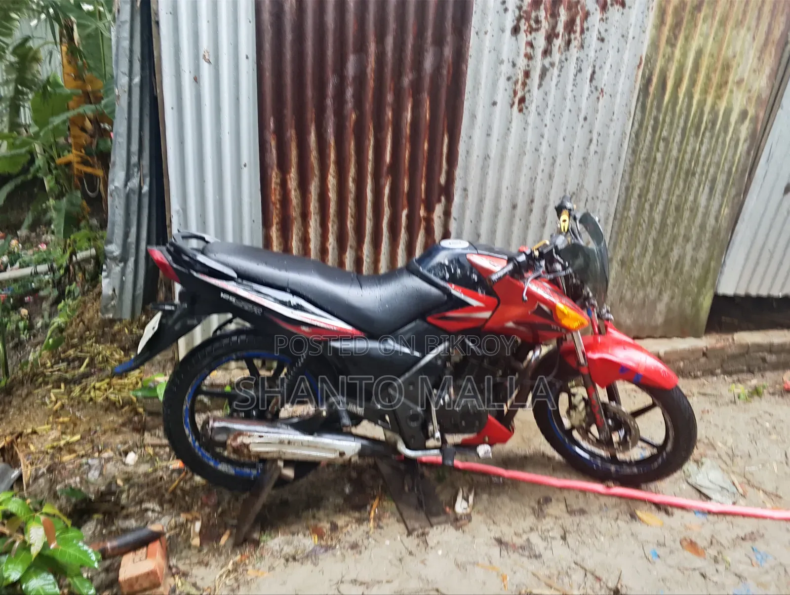 TVS 2010 Red