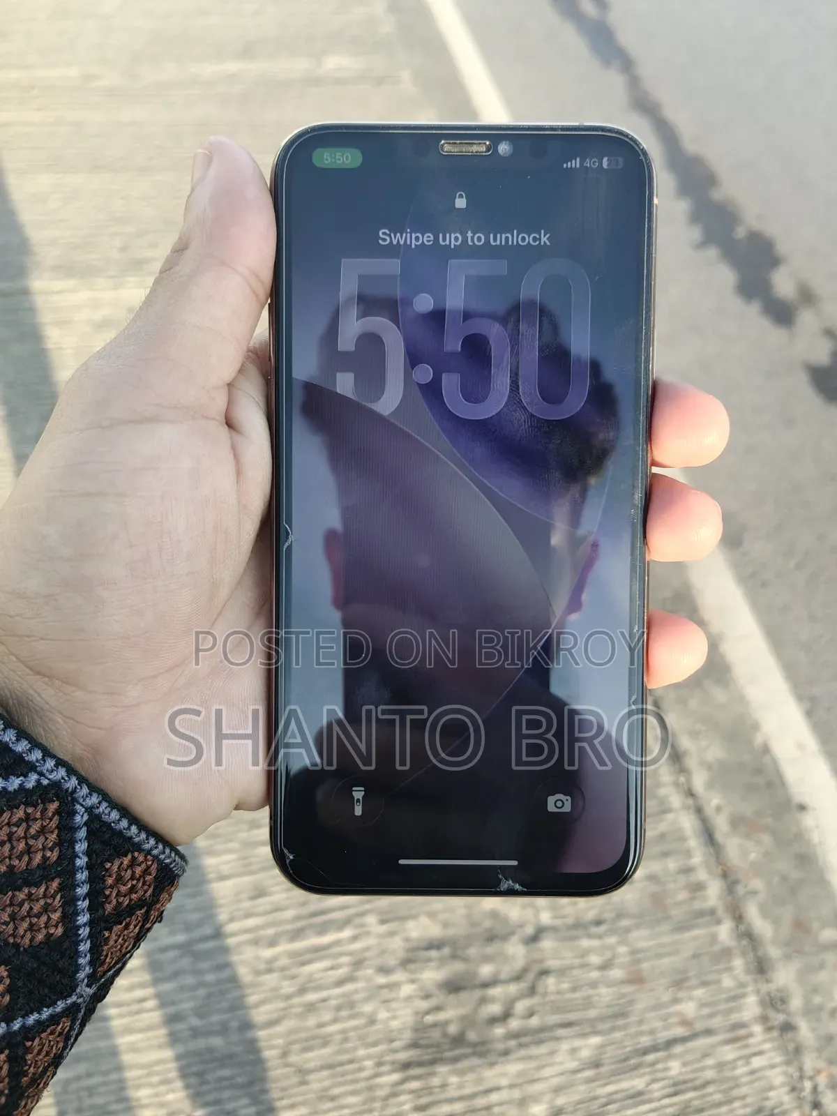 অ্যাপল আইফোন ১১ প্রো ২৫৬ জিবি গোল্ড