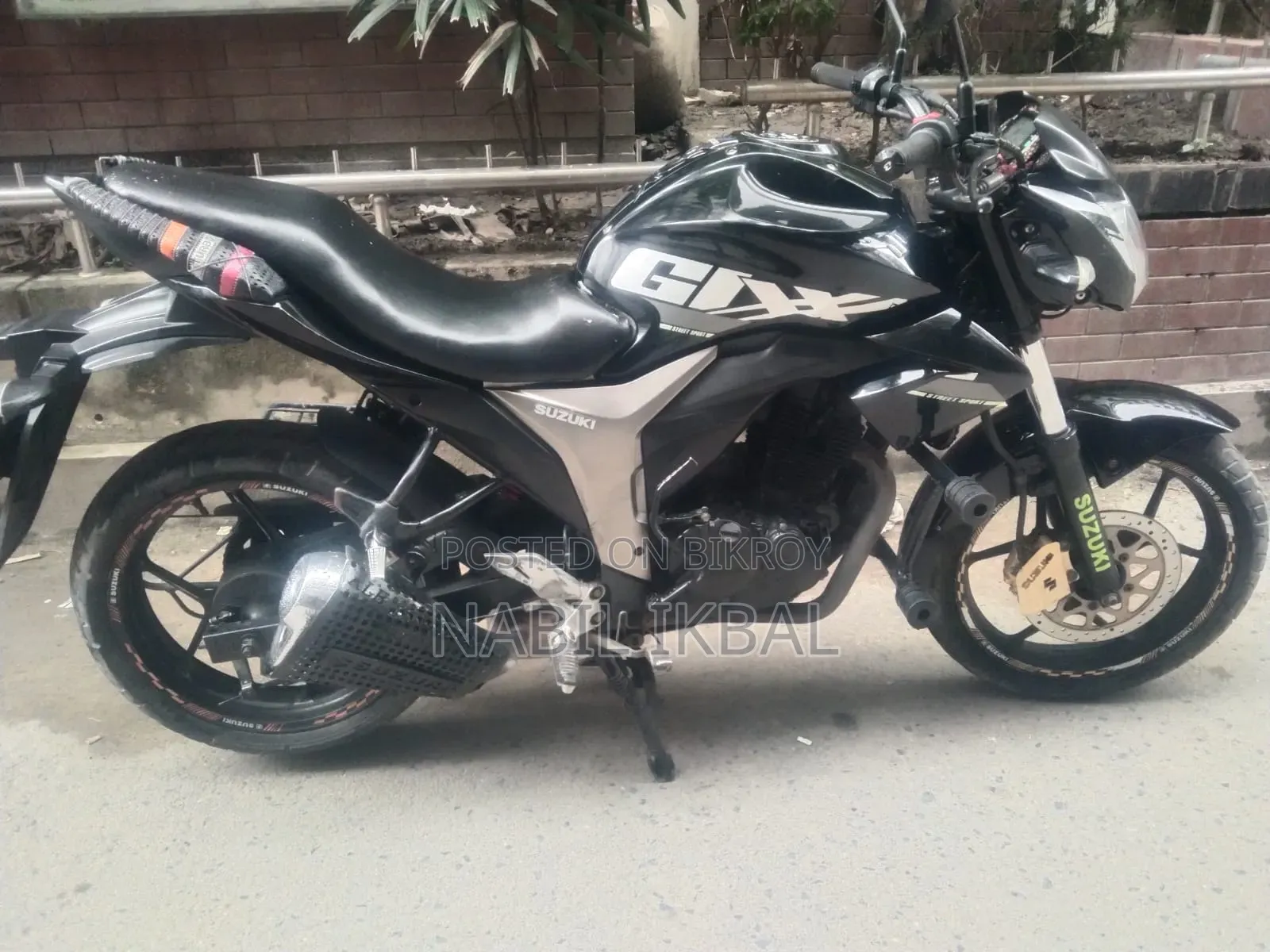 Suzuki Gixxer 2022 Black
