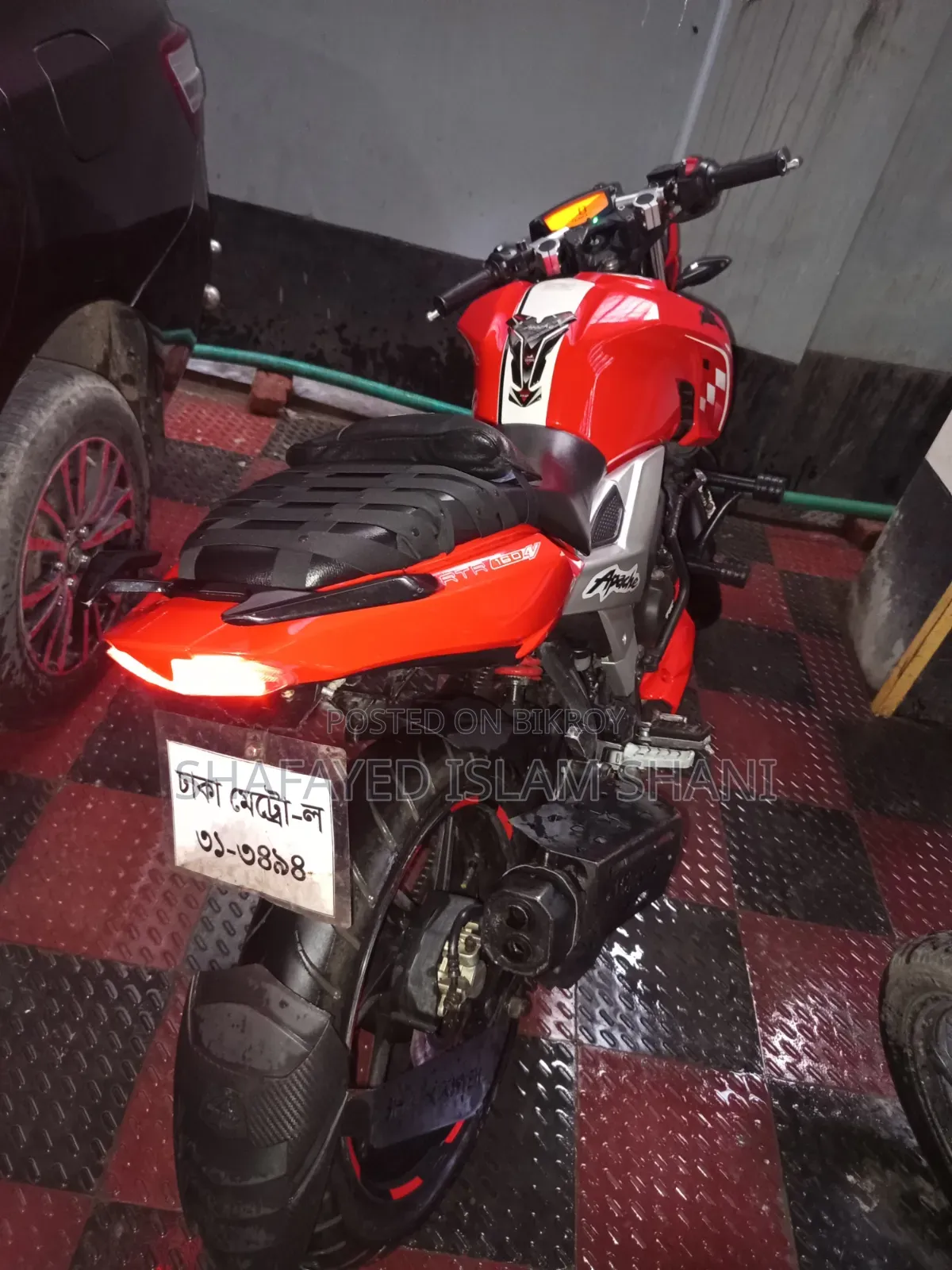 TVS Apache 160 4V 2019 Red