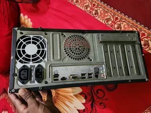 Desktop Computer 4GB RAM Intel Core i3 128GB SSD