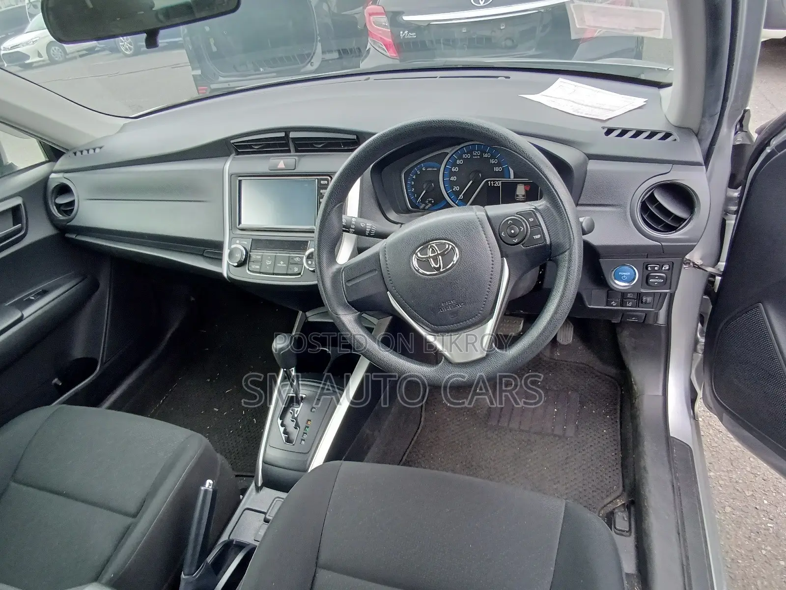 Toyota Corolla Fielder 2021 Silver