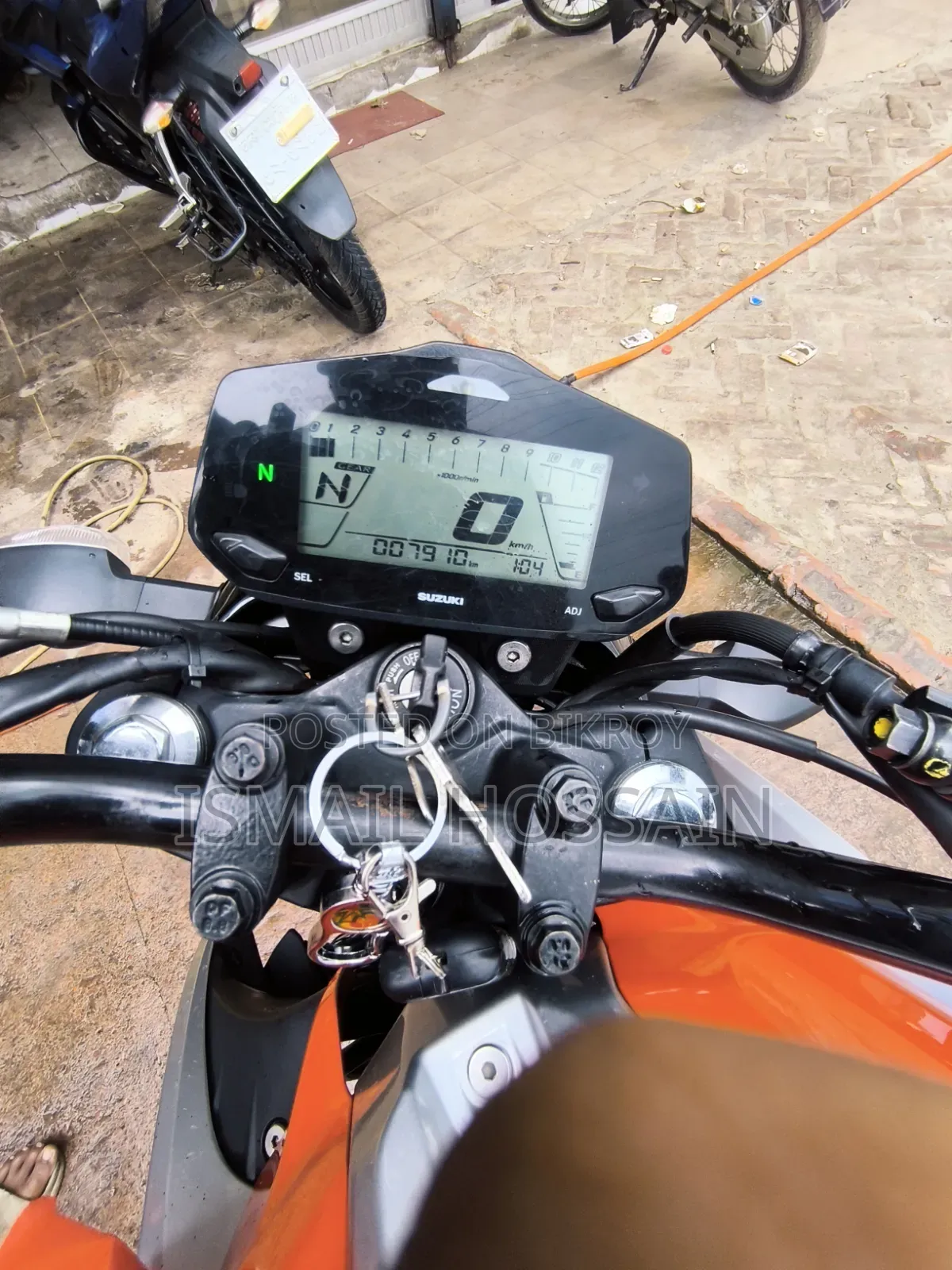 New Suzuki Gixxer 2025 Orange