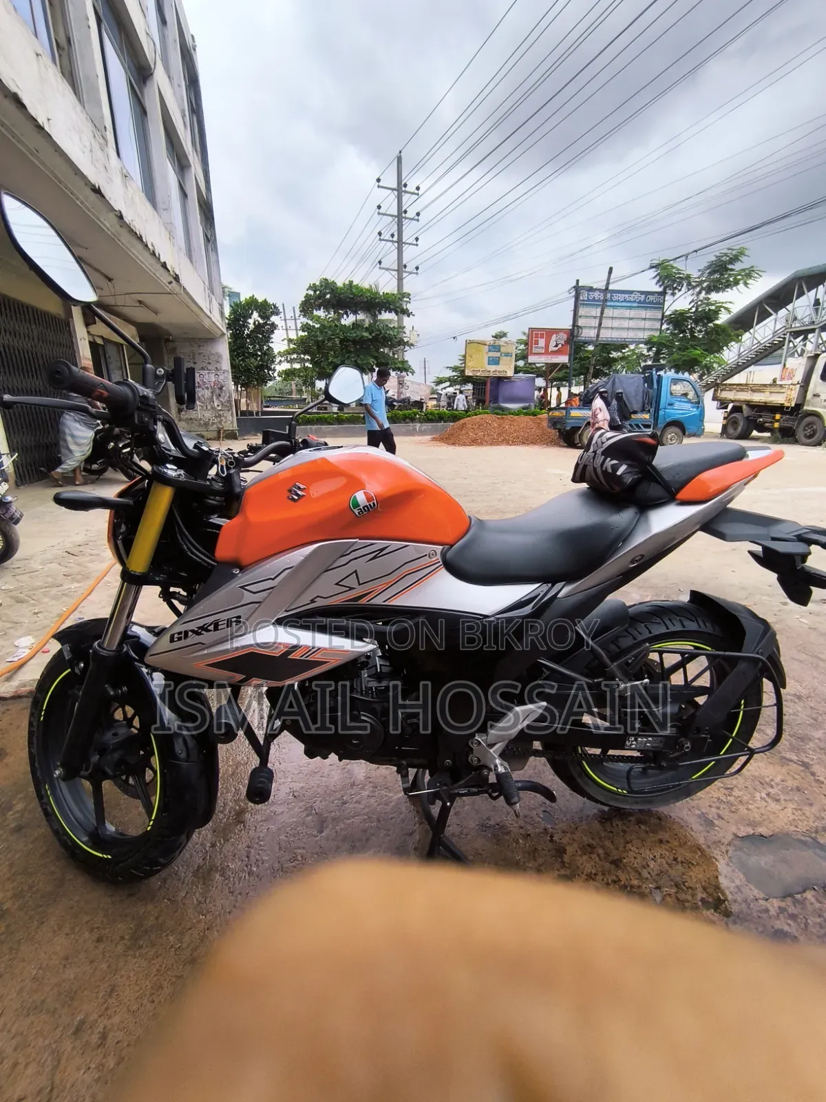 New Suzuki Gixxer 2025 Orange