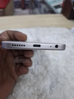 আইটেল সিটি ১০০ ১২৮ জিবি সিলভার
