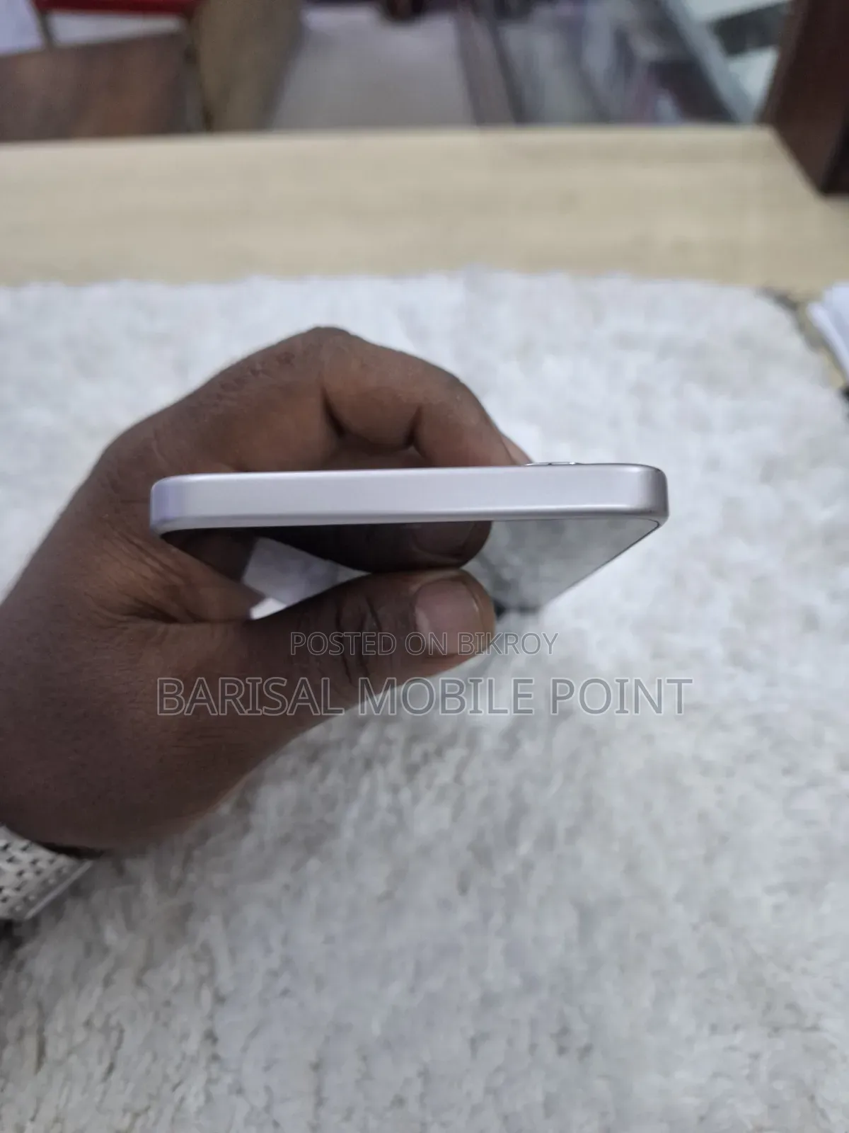 আইটেল সিটি ১০০ ১২৮ জিবি সিলভার