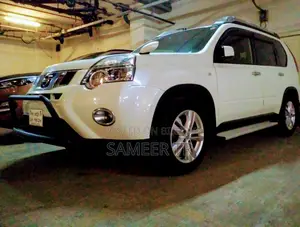 Nissan X-Trail 2.0 Petrol XE 2012 Pearl