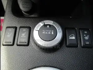 Nissan X-Trail 2.0 Petrol XE 2012 Pearl