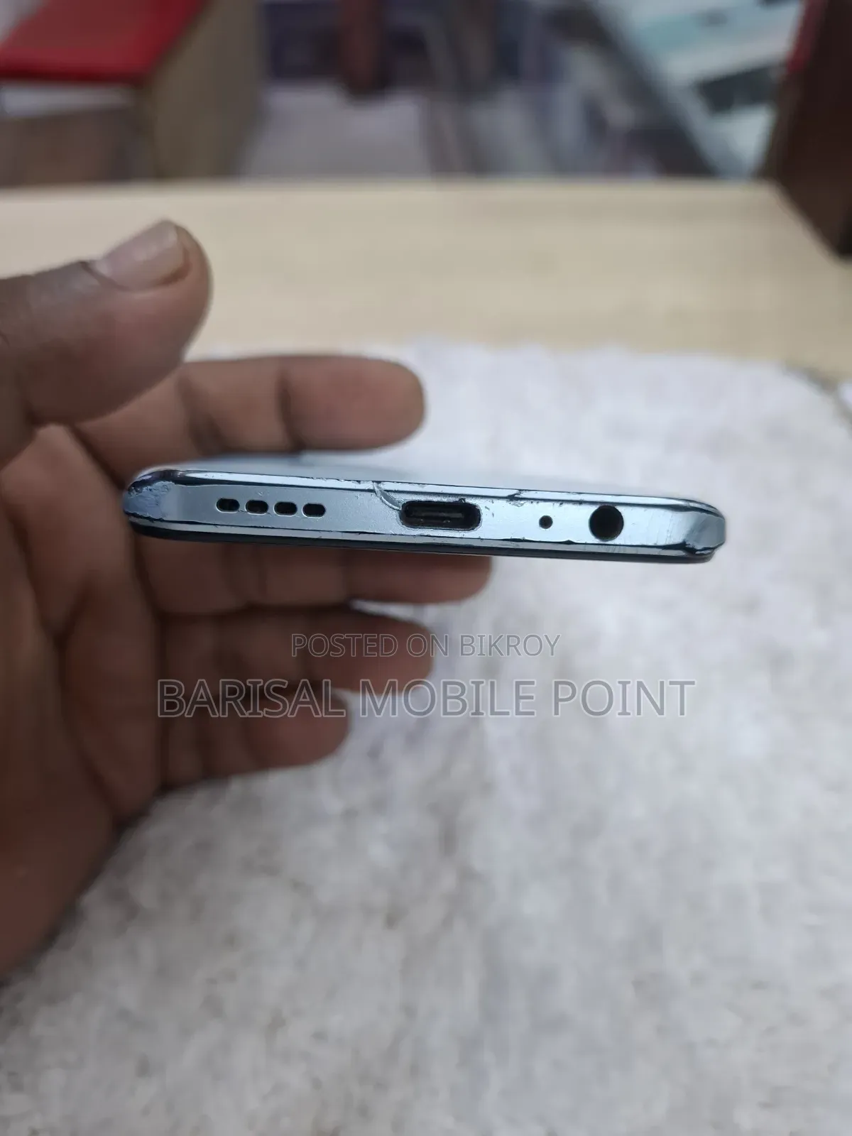 Vivo 128 GB White